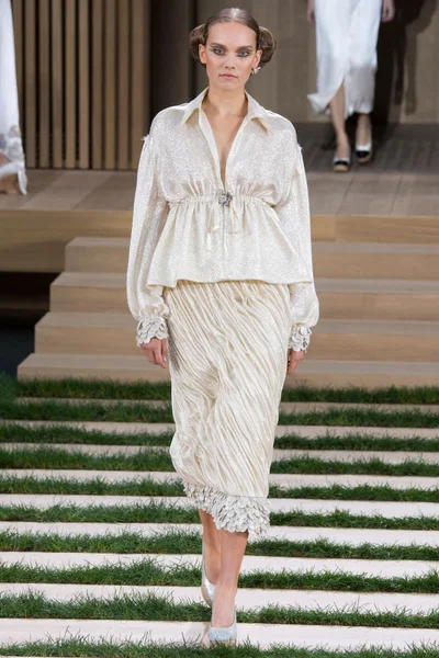 Look 62